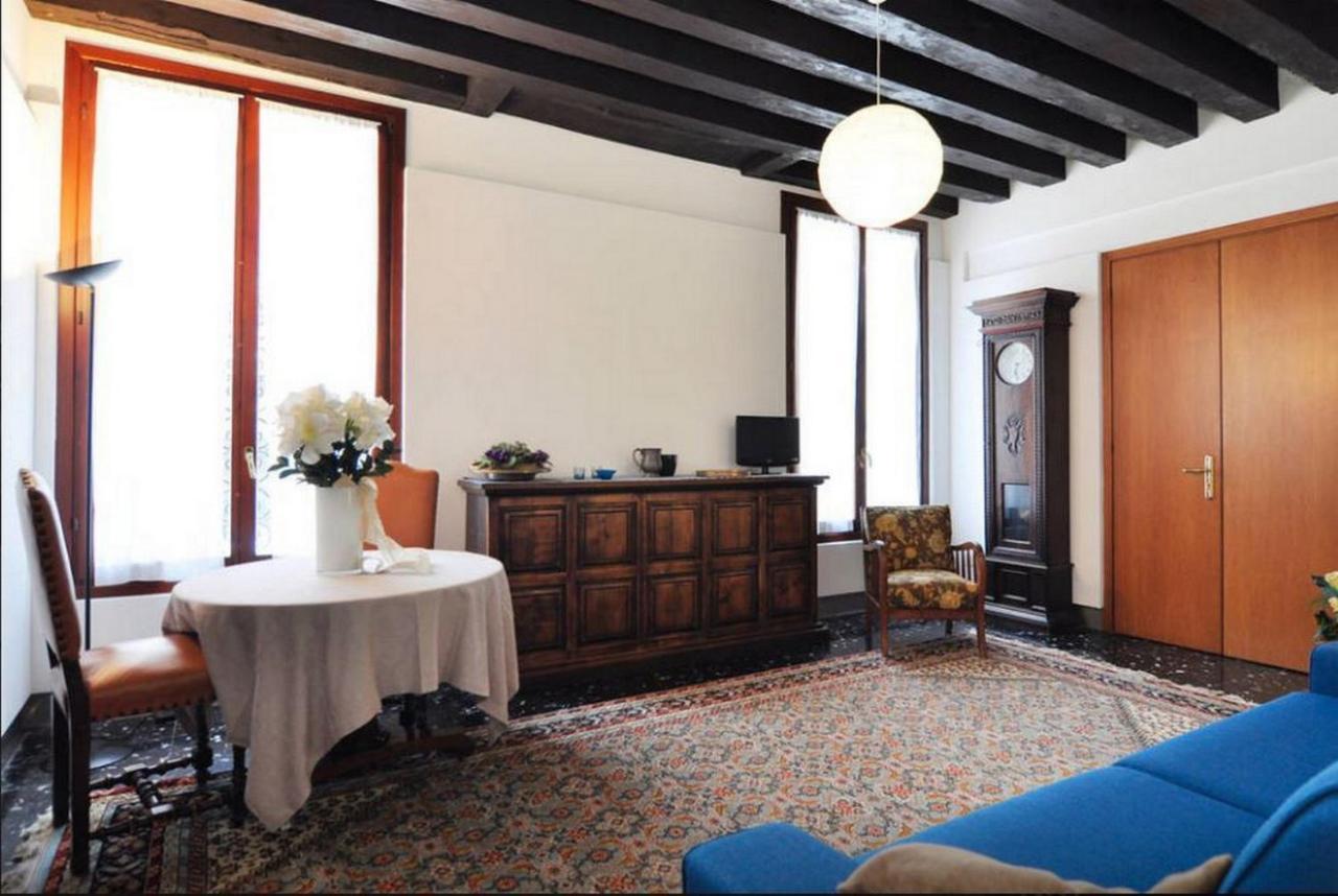 Appartamento In Palazzo Storico A Venezia Centro Bagian luar foto